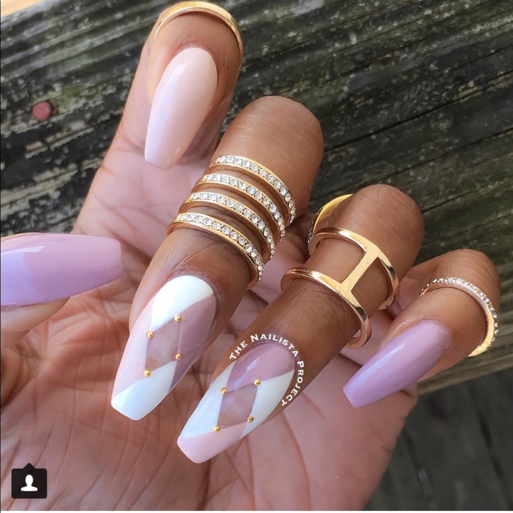 Meet your Posher, Dolores